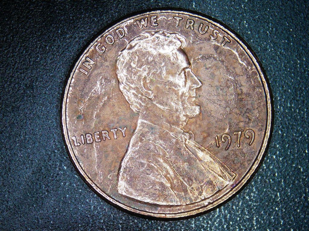 1979-Lincoln-Memorial-Penny.-Is-This-Heated-Or-Is-Abe-Changing-Into-Clay-Face.