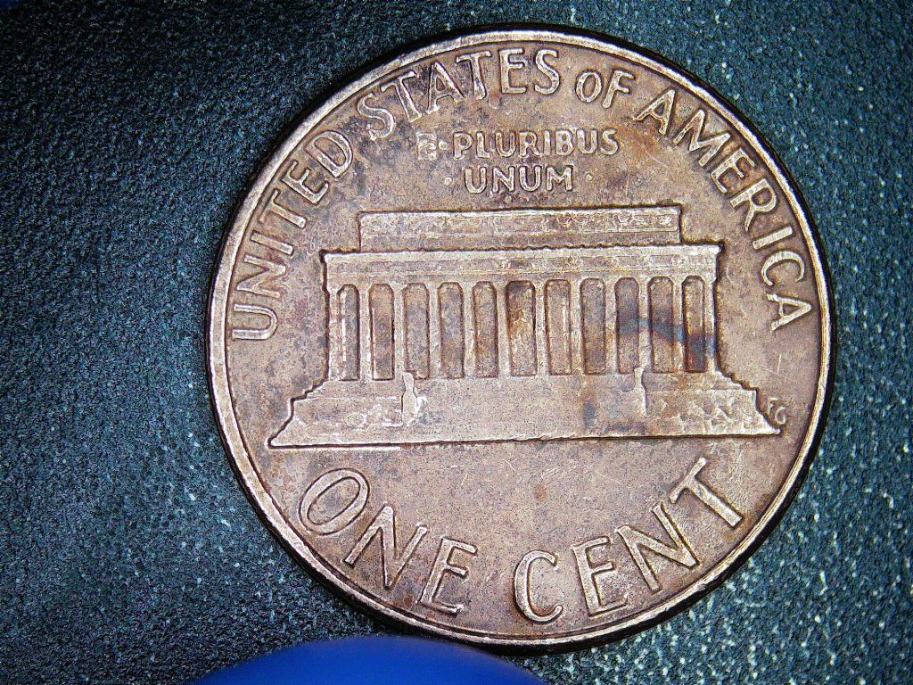 1979-Lincoln-Memorial-Penny.-Is-This-Heated-Or-Is-Abe-Changing-Into-Clay-Face.