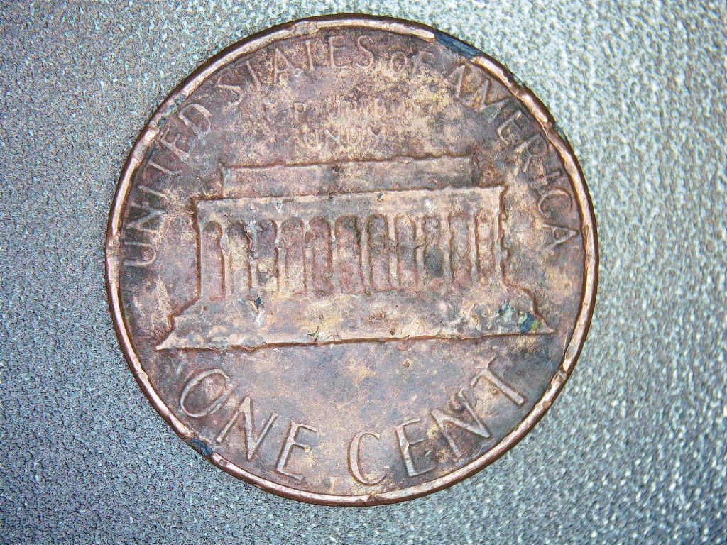 1983-Lincoln-Memorial.-I-Think-Is-Below-Tolerance-2.38gr