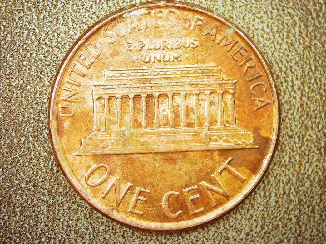 1986-Lincoln-Memorial-Penny-This-Is-A-First-For-Me.-Thoughts?