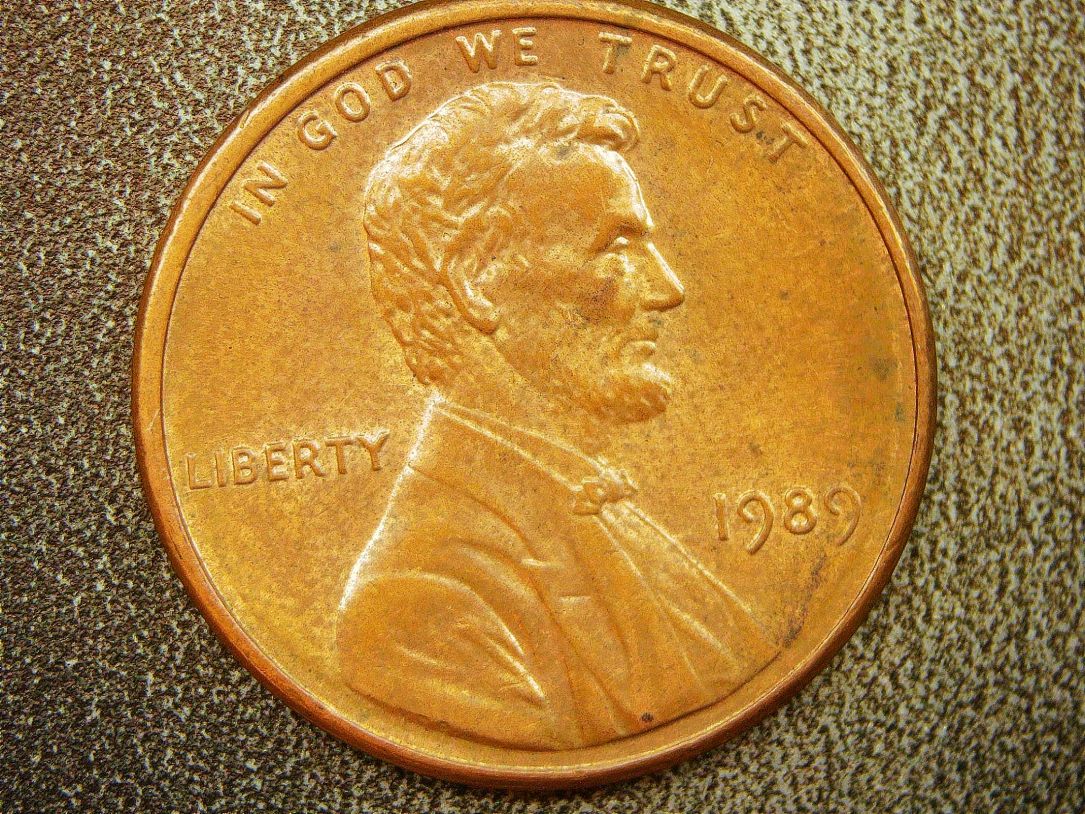 1989-Lincoln-Memorial-Penny.-Coin-2-REV-Is-Extra-Thick-In-My-Opinion.-Thoughts?