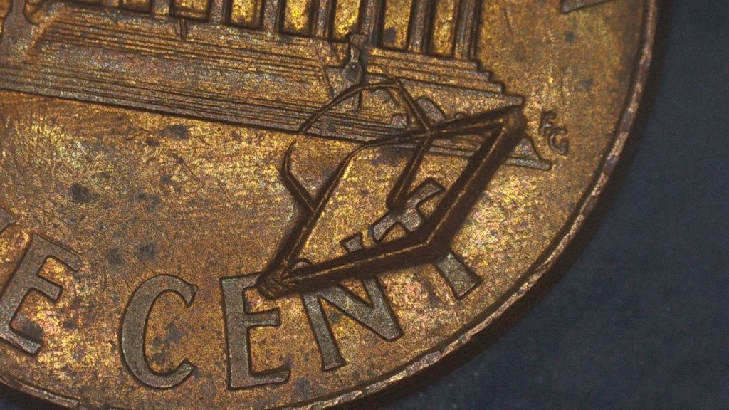 2005-D-Lincoln-Penny-Very-Strange-Does-Anyone-Know-What-It-Is?