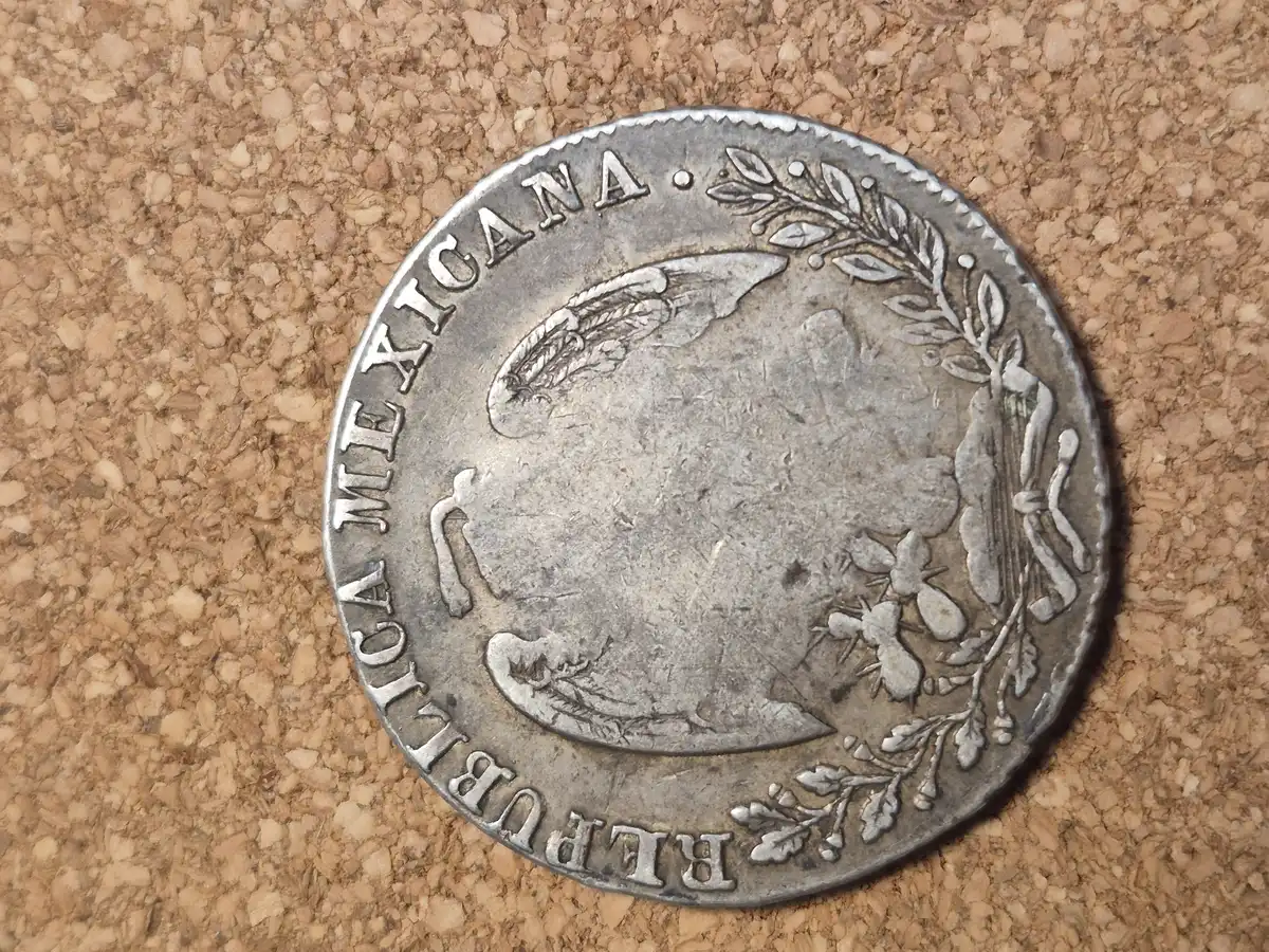 Mexico-1837-8-Reales-Planchet-Adjustments-Or-PMD?