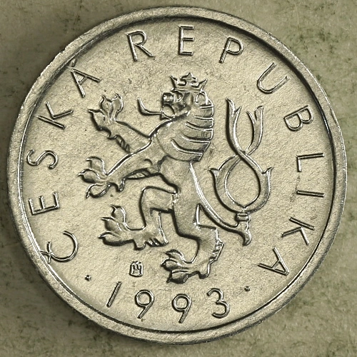 Around-The-World-With-Coins---A-Coin-Geography-Game