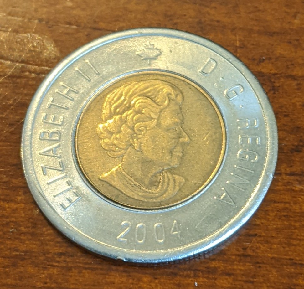 2004-Toonie-With-Stange-Colour?