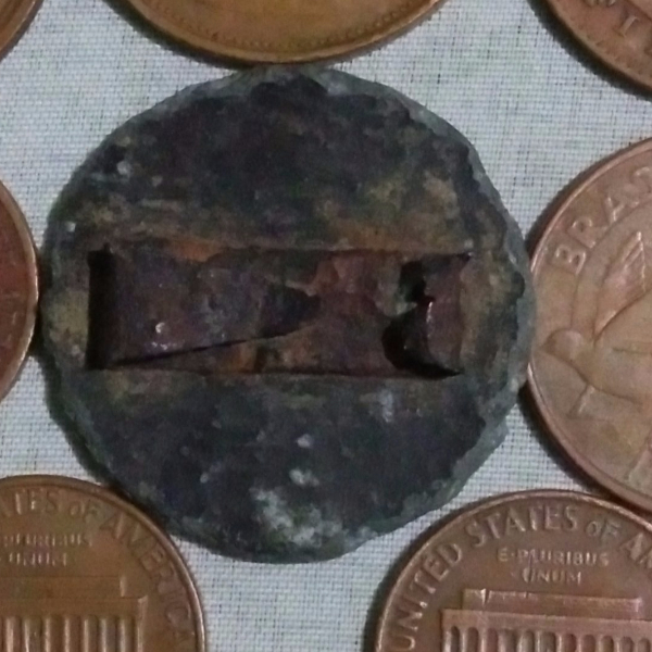 Asking-For-Help-:--To-Identify-What-Pin/Badge/Medallion-Is-This?-Id:-Decorative-Badge