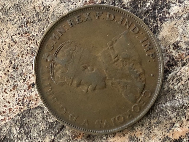 Opinions-Of-Grade-And-Value-Of-3-Australian-Pennies.