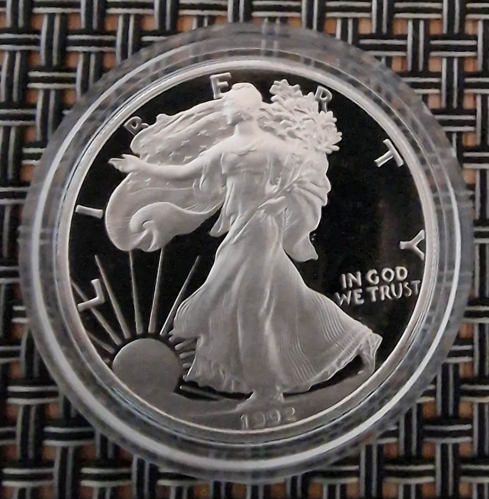 2014-S-Silver-Eagle-Milkspots-Do-They-Lower-The-Numismatic-Value?