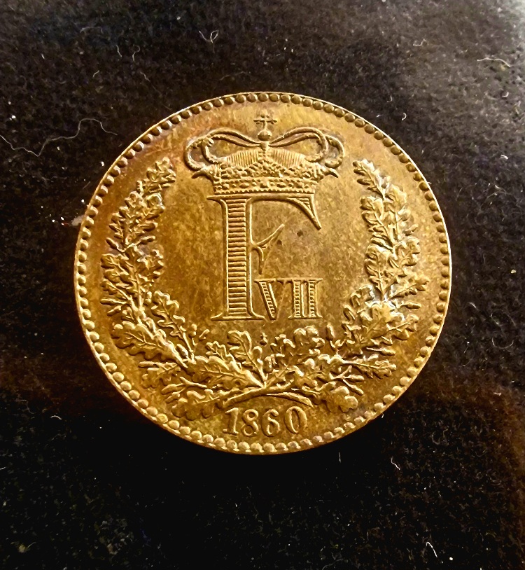 Post-Your-Coins-With-Coats-Of-Arms,-Shields,-Crests,-Crowns,--Etc.
