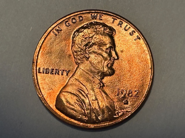 1982-D-Small-Date-Zinc-Lincoln-Cente-Die-Gouge-And-Raised-Dots