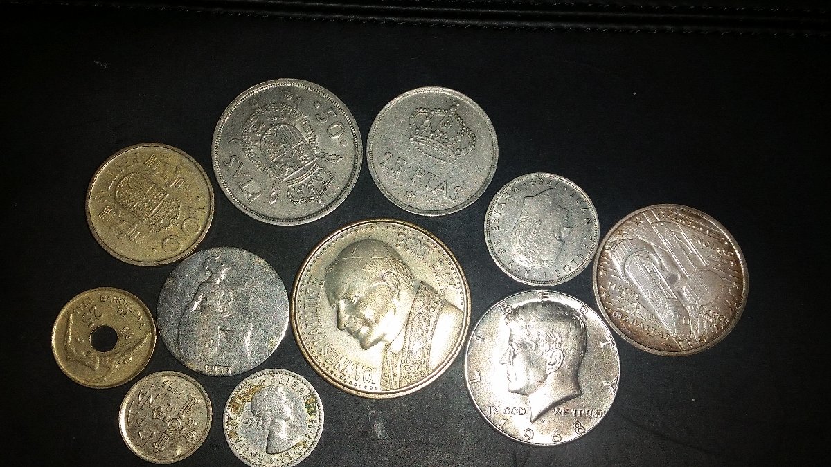 Junk-Shop-Finds---A-Very-Lucky-Day