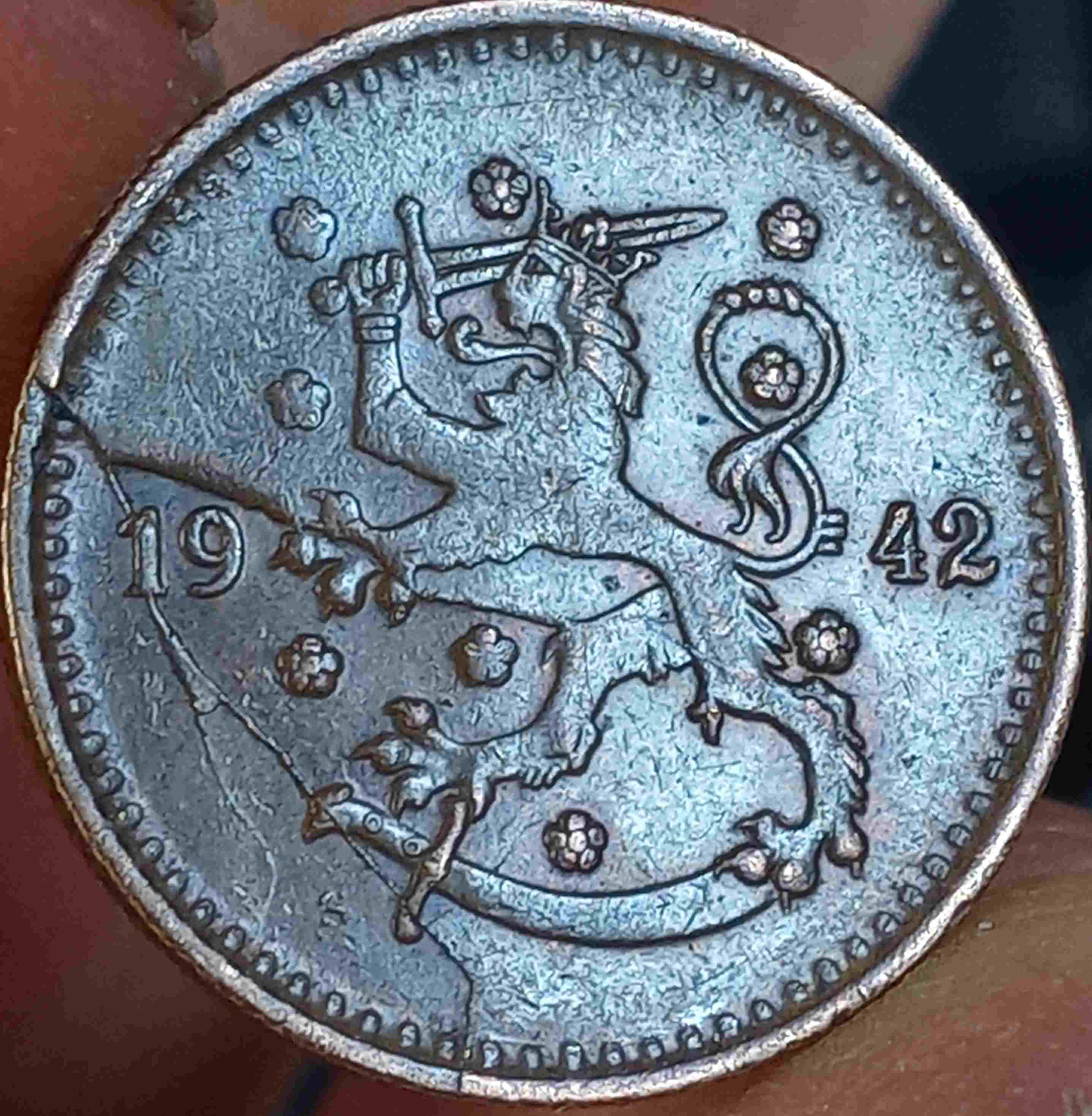 Incredible-Die-Cracks-And-Break-On-Finland-1942-S-Markka