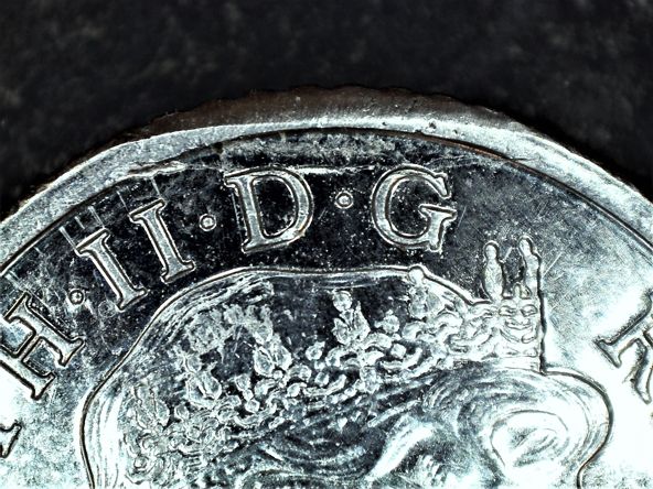 5-Pence-Retained-Rim-Cud.