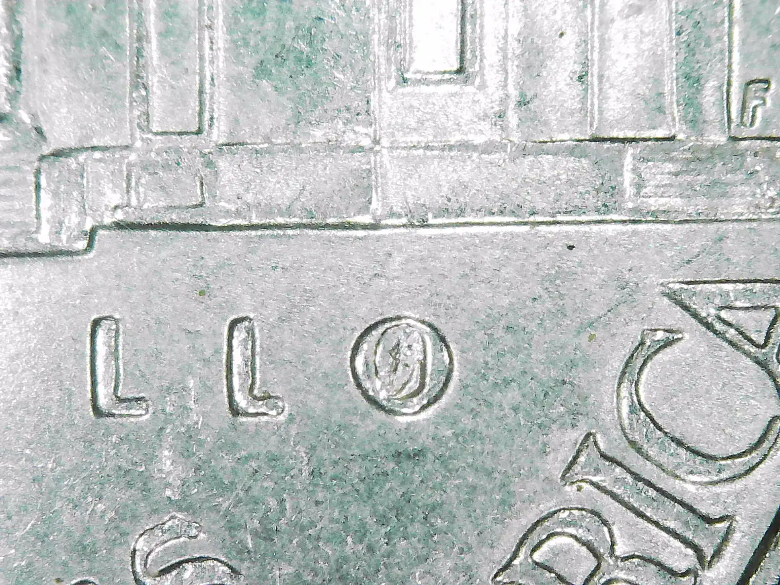 2015-P-Nickel-Die-Chip-Twins