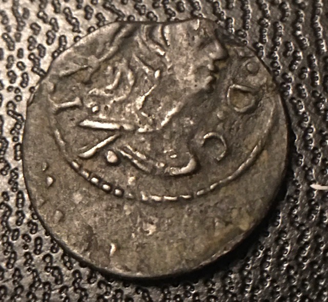 1643-Diner-Louis-Xiv,-Curious-Manufacturing-Marks