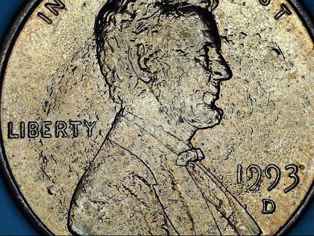 Can-Anyone-Tell-Me-If-This-Is-A-Error-On-The-Front---1993-D-LMC