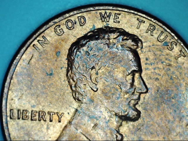 This-1982-LMC-Small-Date-Weighs-3.05-Grams.