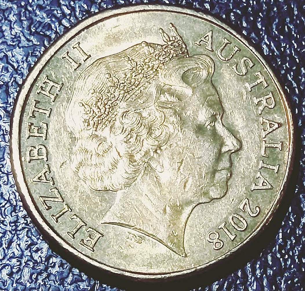 $1-Mob-Of-Roos---2018-Variations-&-Cud/Die-Chip