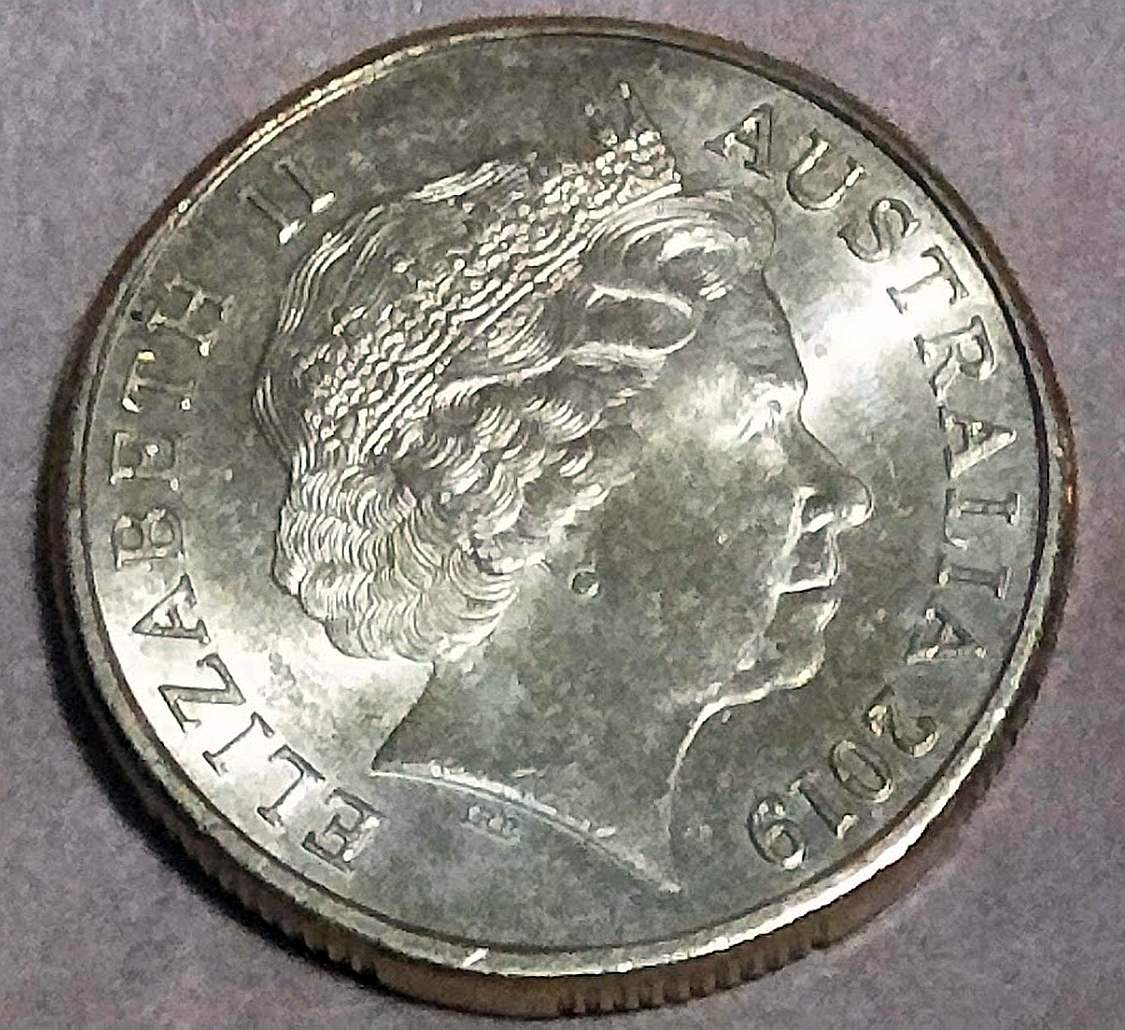 2019-$1-Coin-Mob-Of-Kangaroos-