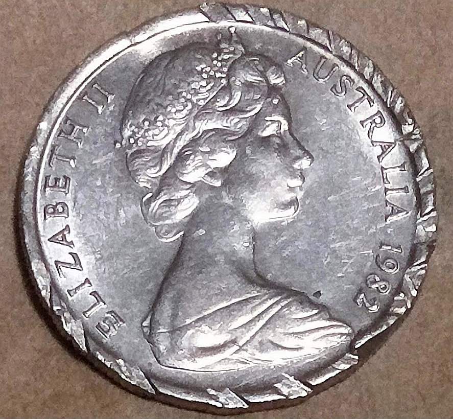 Australia-1982-5c-Five-Cent-Echidna---Is-This-A-PMD?