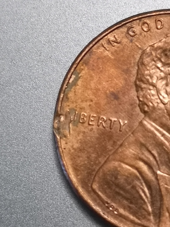 2015-Red-Cent.error-Or-Damage-To-Rim-With-Loss-Of-L