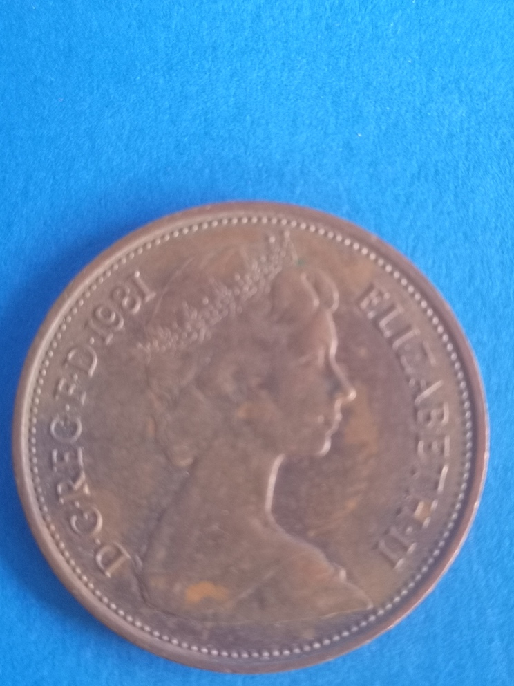 Elizabeth-II--2-New-Pence