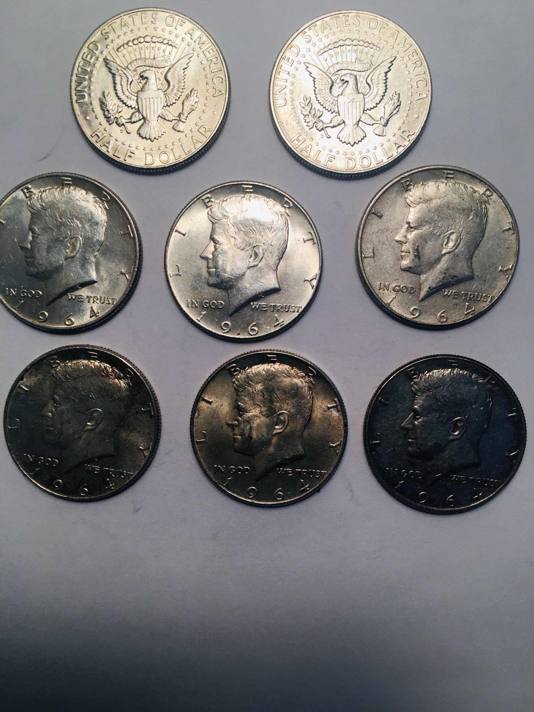 A-Fabulous-Loomis-Box-With-26-Silver-Half-Dollars-Including-Five-Benjis