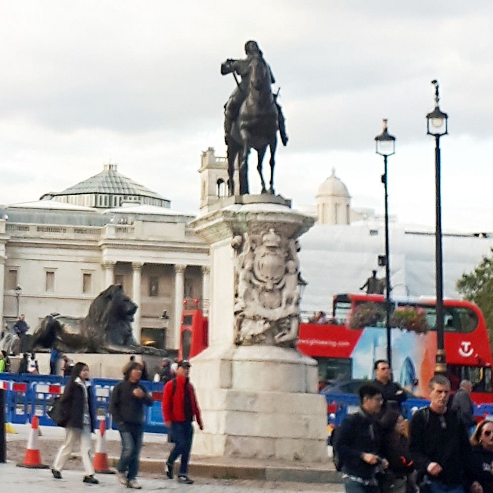Post-Your-Coins-And-Medals-That-Depict-A-Statue