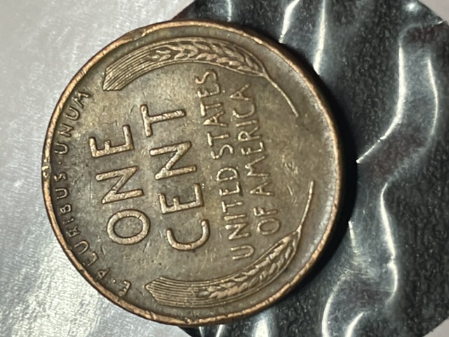 OK-I-Know-This-Is-A-1945-Lincoln-Penny-With-Damage.-But.