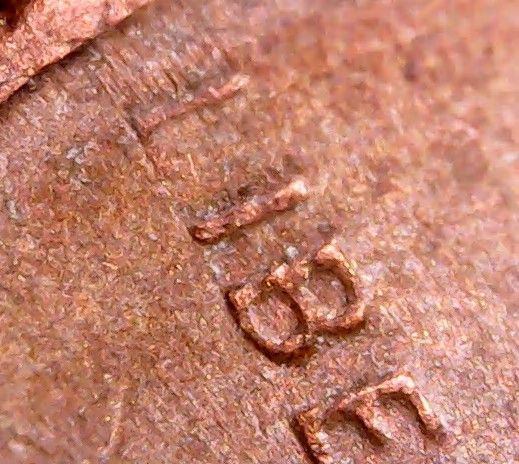Is-This-1988-LMC-I-I-B-E-R-T-Y-An-Error-Or-Damaged-Coin?