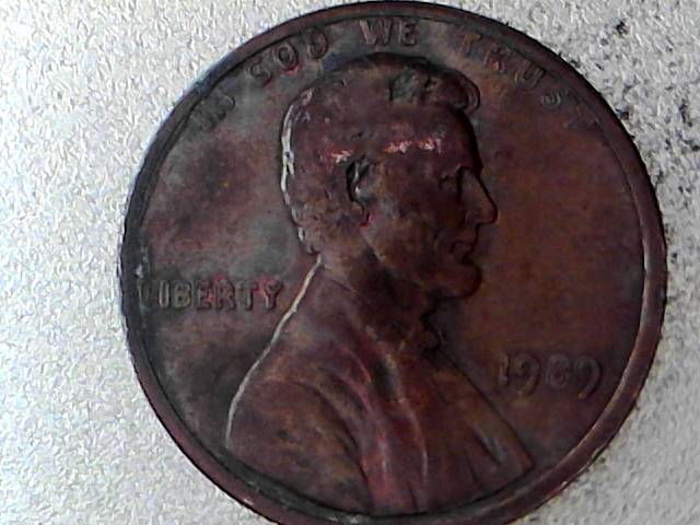 1989-Lincoln-Cent-What-Do-I-Have-Here?--Does-Not-Look-Like-PMD