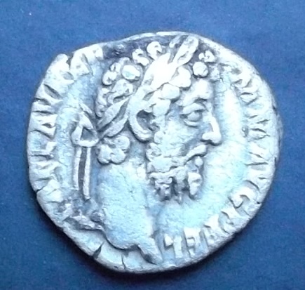 Commodus-Denarii-From-Alexandria