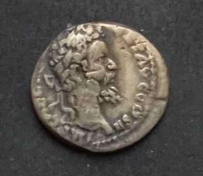 Boni-Eventvs-Denarius-Septimius-Severus-Or-Pescennius-Niger