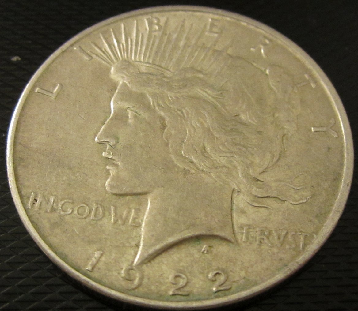 1922-D-Peace-Dollar---Nice,-But-Some-Flaws