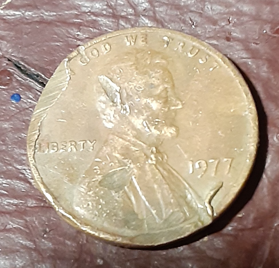 1977-Lincoln-Memorial-Cent---Is-This-Just-Damaged-Or-Not