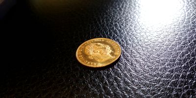 Can-You-Tell-Me-How-Much-Is-This-Gold-Coin-Worth?