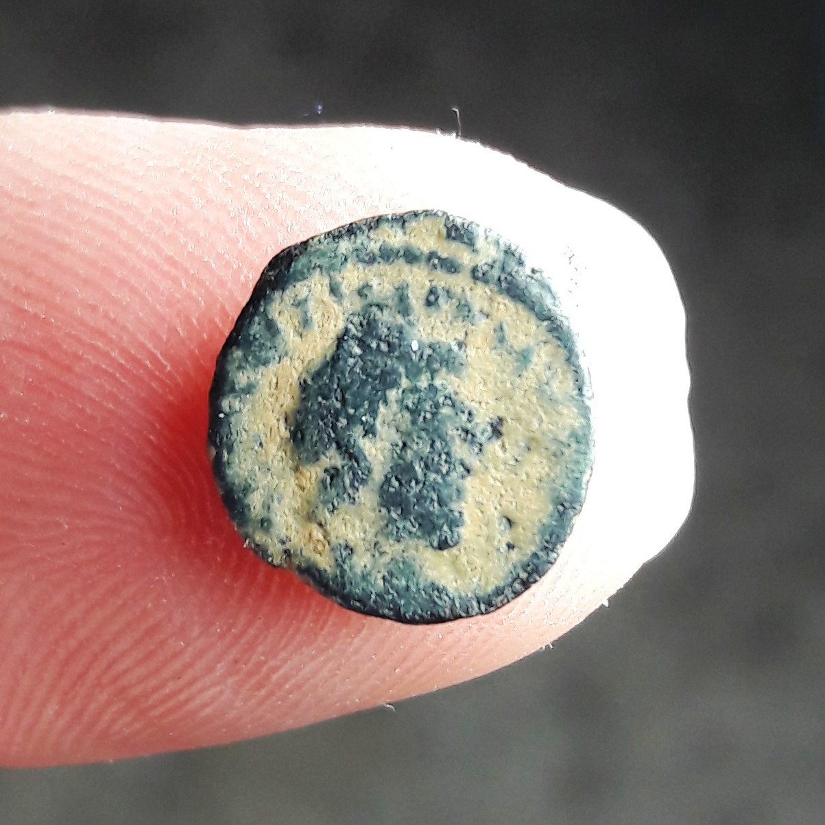 Please-Help-Me-ID-Late-Roman-Coin