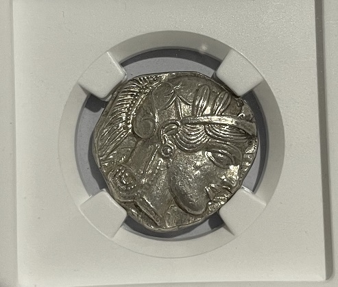 Coin-Become-Loose-Inside-The-New-NGC-Holder