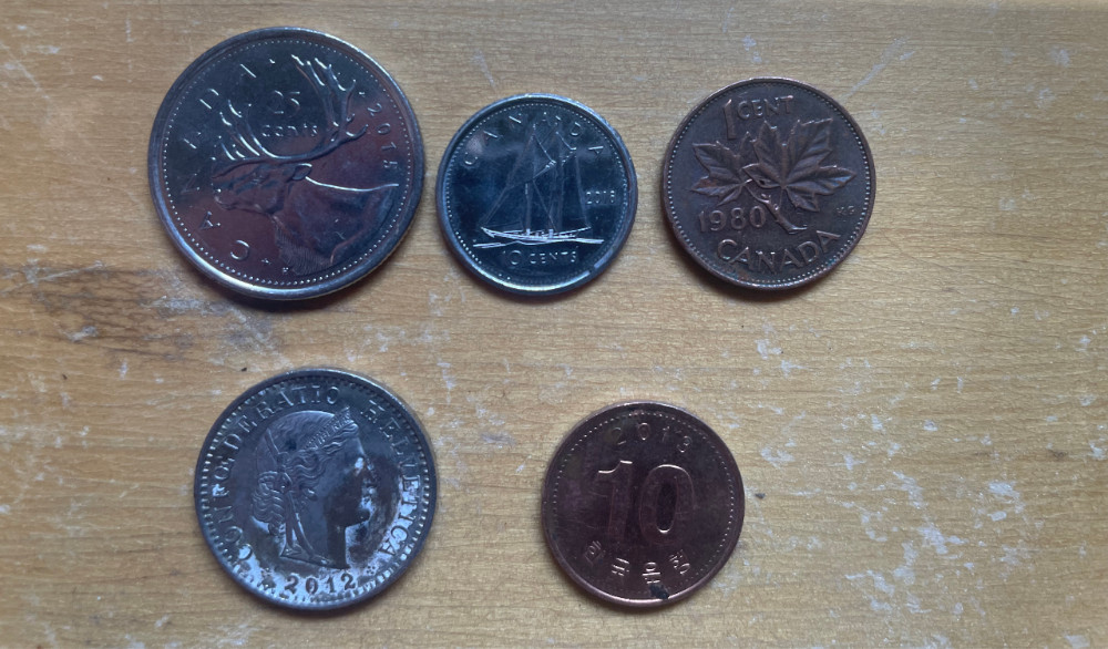 Coinstar-Finds!-Including-Bank-Counters-And-Other-Machines