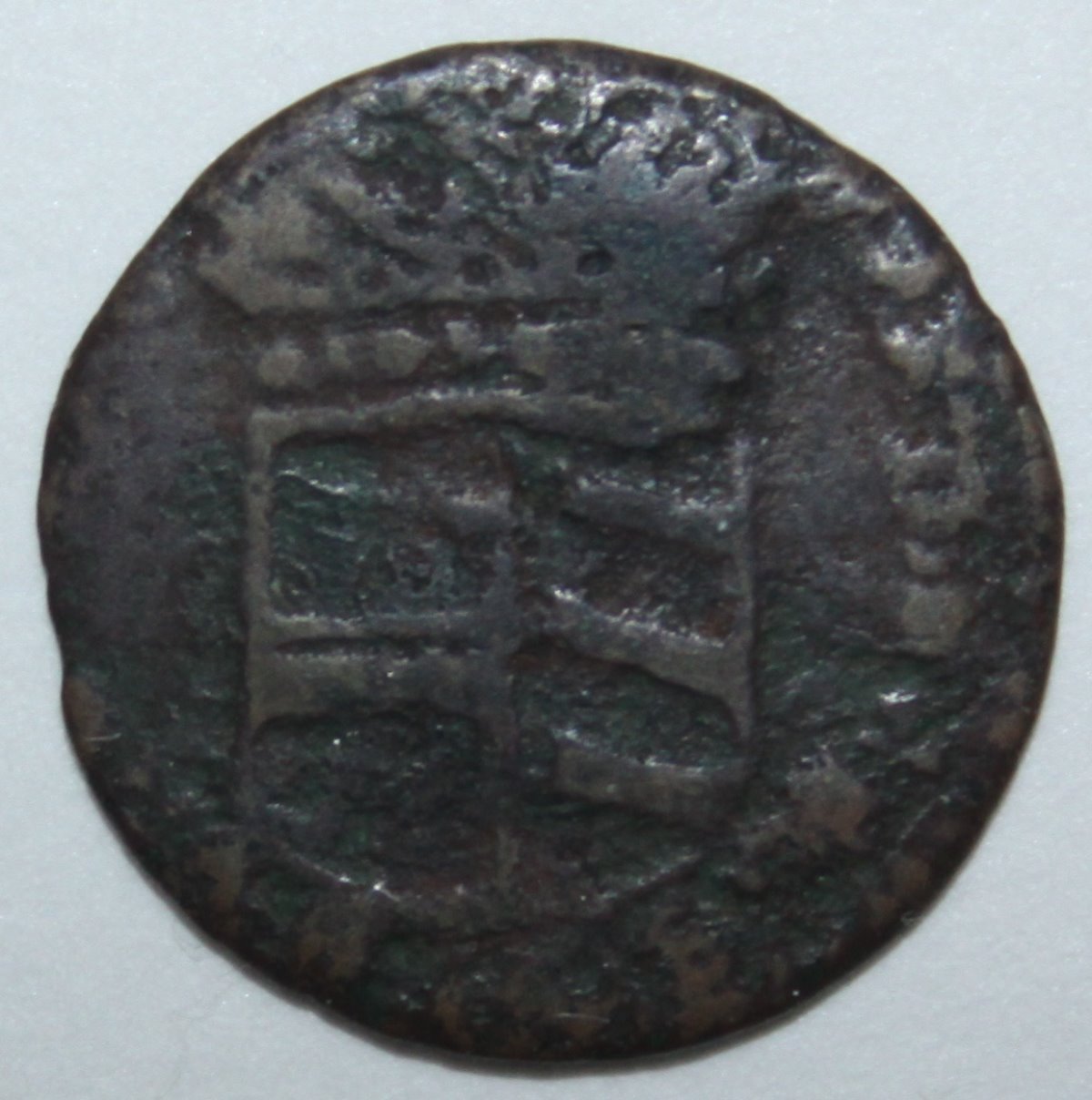 Unknown-Copper---Crowned-Arms--16mm---English?--Id:-Sesino-Per-Piacenza-1740-1744-Piacenza