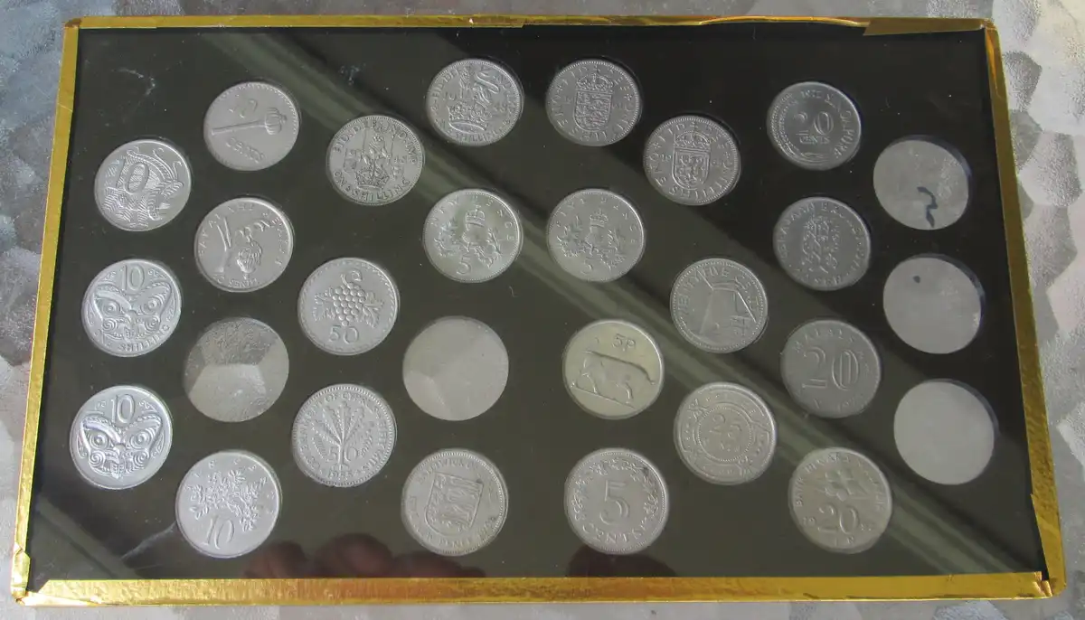 Coin-Holder-Screws-—-Where-To-Buy?