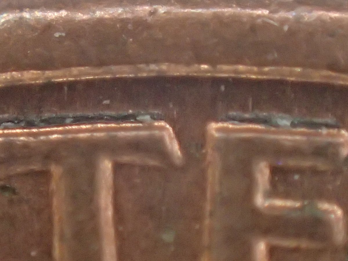 Corrosion-Of-Pennies,-1991-D-Example