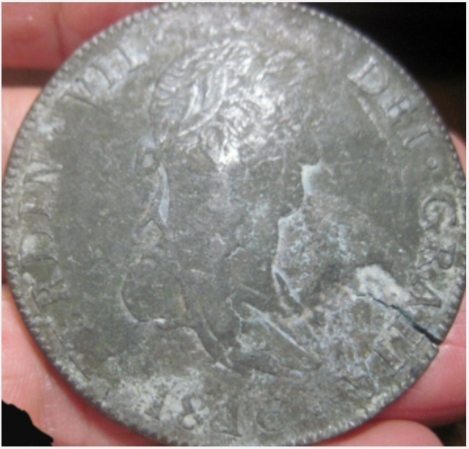 A-Fake-That-Is-Actually-Modern-1816-8-Reales