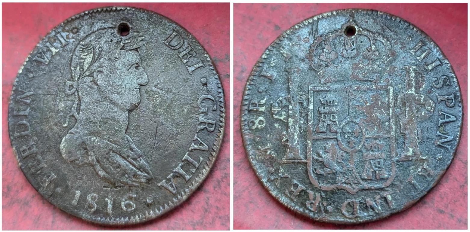 A-Fake-That-Is-Actually-Modern-1816-8-Reales
