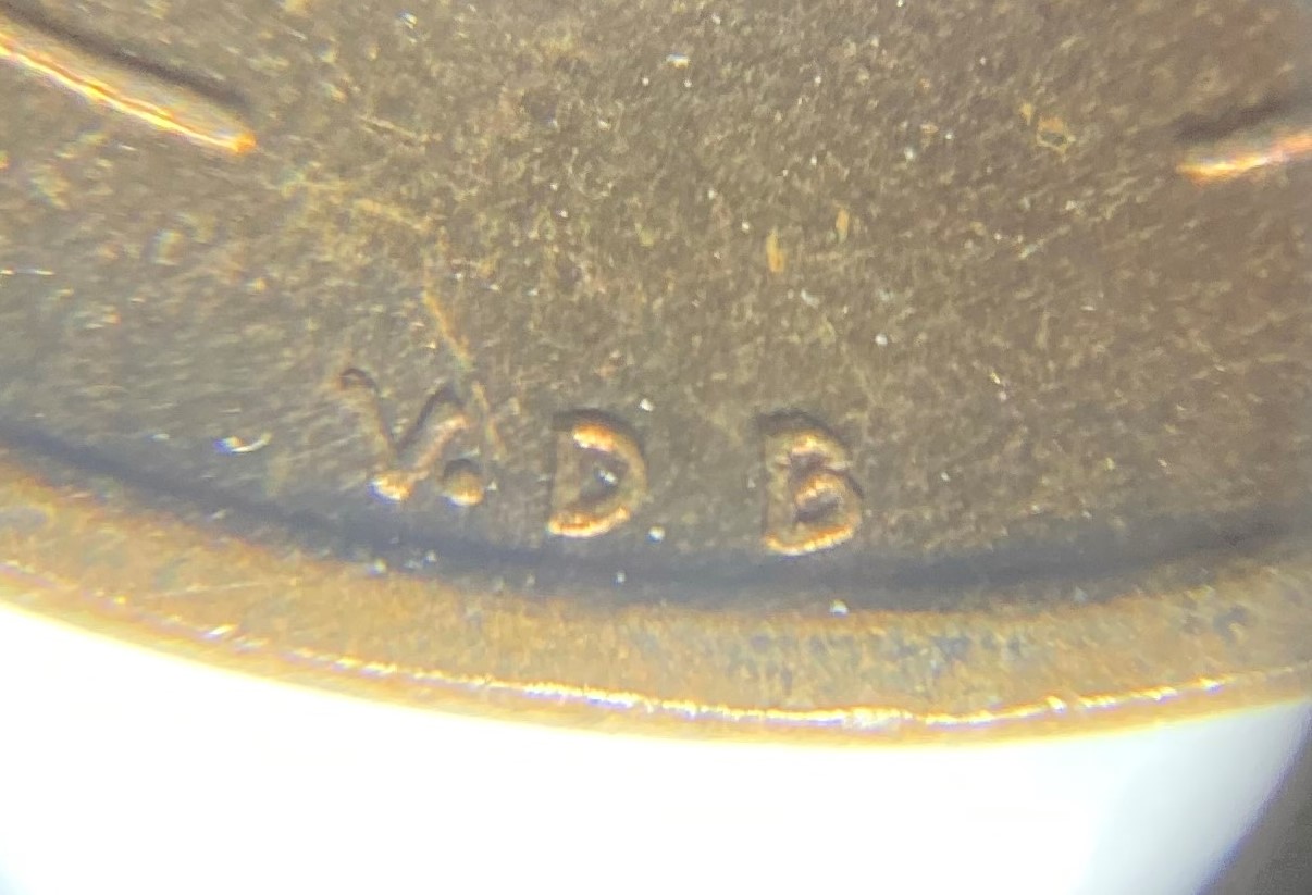 1909-P-VDB-LWC-No-Dots-In-VDB