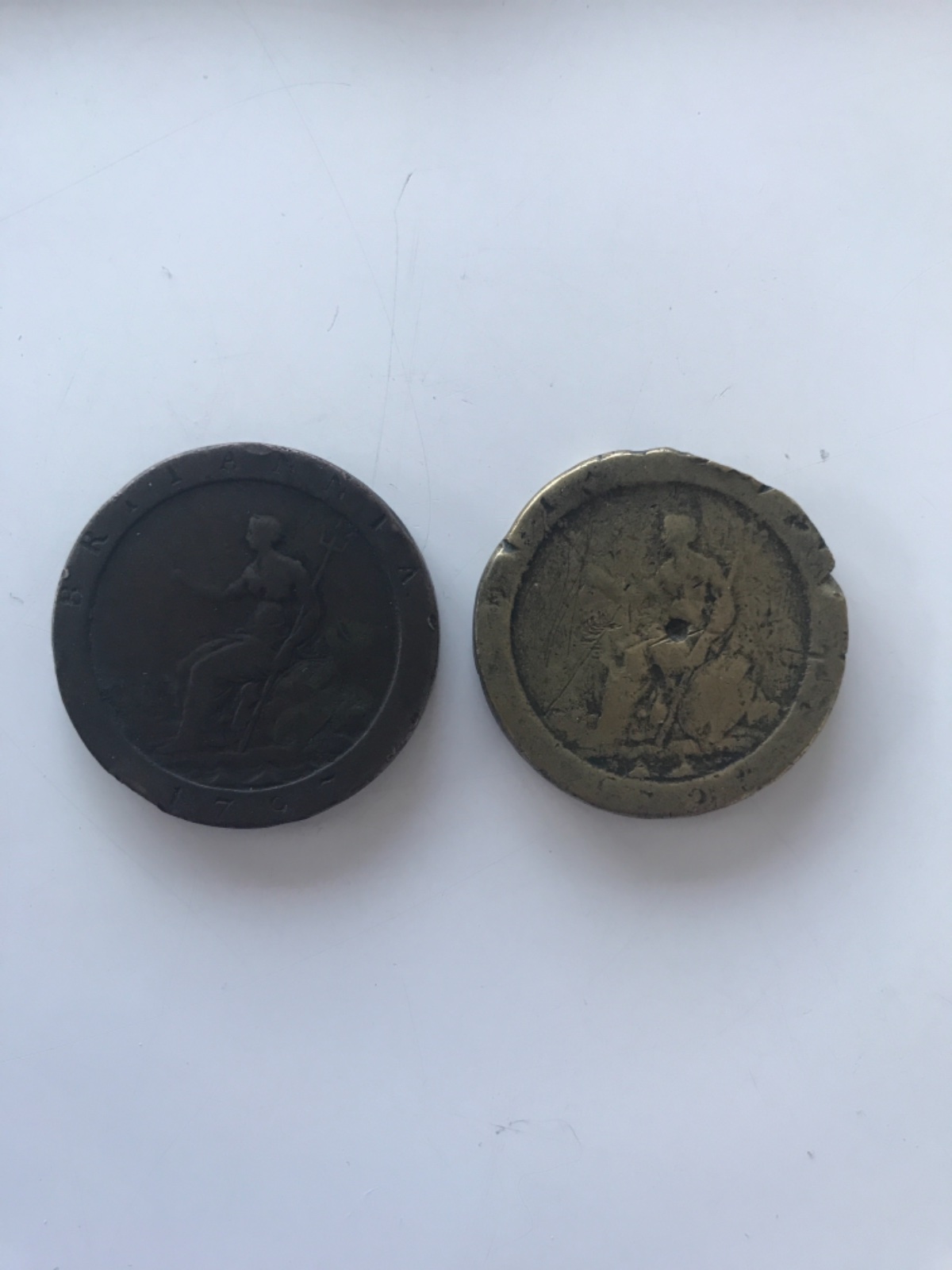 Is-The-Cartwheel-Penny-On-The-Right-Fake-Or-Real?