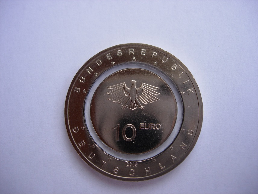 Around-The-World-With-Coins---A-Coin-Geography-Game