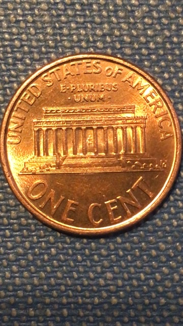1993-D-Lincoln-Memorial-Cent-Red-With-Cud