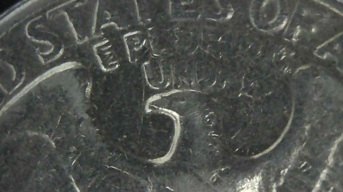 1983-P-Quarter-With-Missing-Letter-And-Reverse-MD