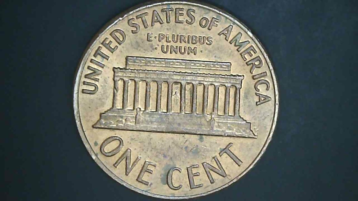 1972-Penny-With-Gap-Around-The-Rim,-Is-This-Normal?